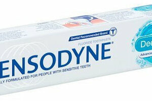 Sensodyne Deep Clean Toothpaste 75ml