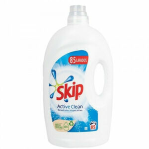 Skip Active Clean Υγρό Απορρυπαντικό Ρούχων 85 Μεζούρες 3,825ML